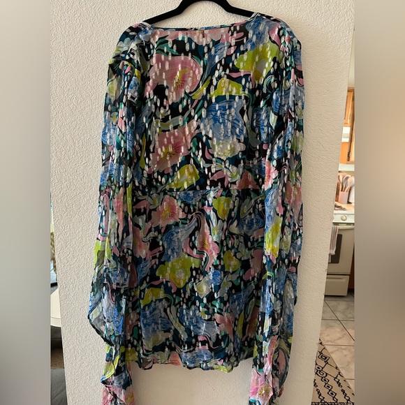 Floral Metallic Flare Sleeve Dress - Picture 4 of 5